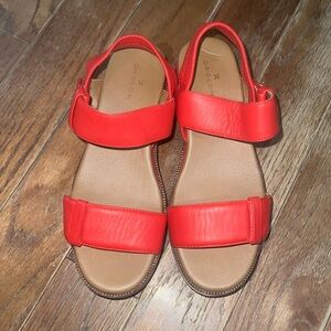 Women’s Caslon Leather Briana Platform Sandal in Red